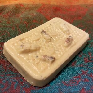 Herbal honey comb soap